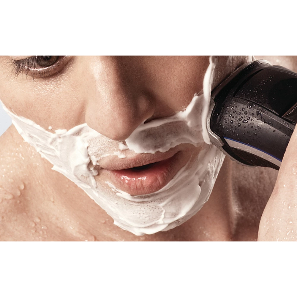 Norelco Shaver 4500 Wet &amp; dry electric shaver Series 4000 (AT830/41)