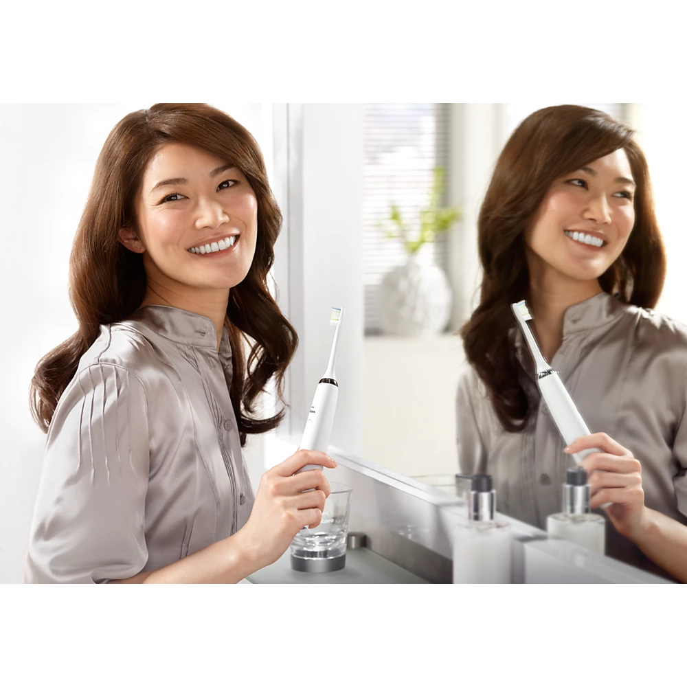 Sonicare DiamondClean Sonic electric toothbrush (HX9332/30)