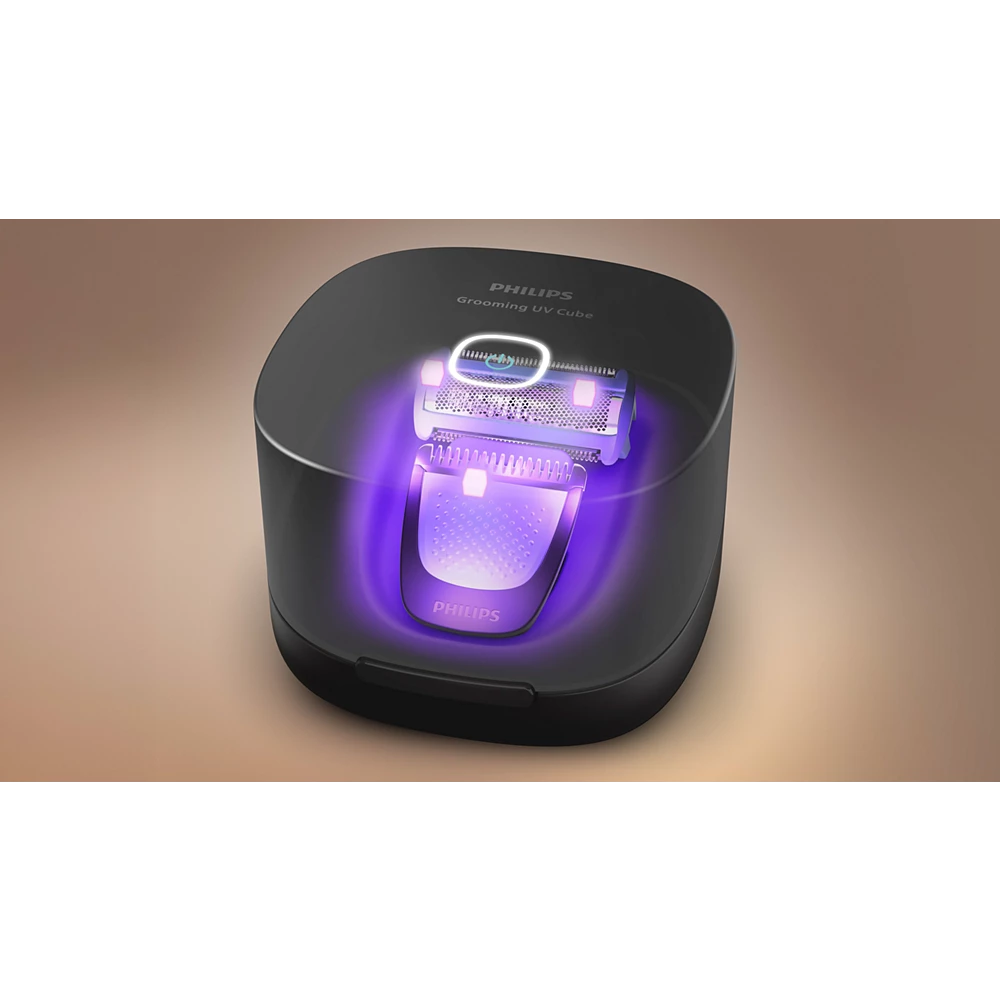 Norelco 9000 Series With UV sanitizing cube (BG9480/50)