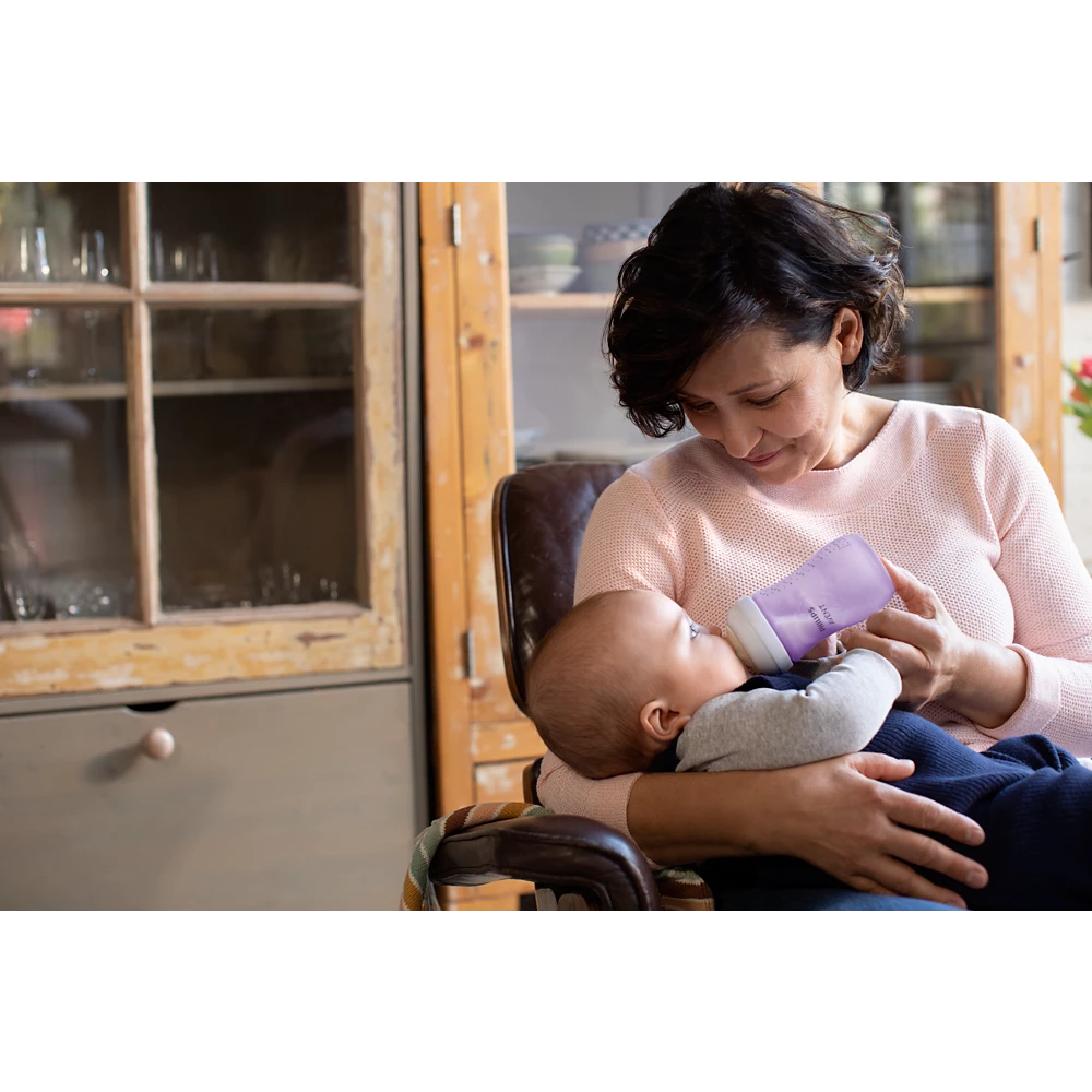 Avent Natural Response Baby Bottle (SCY903/84)