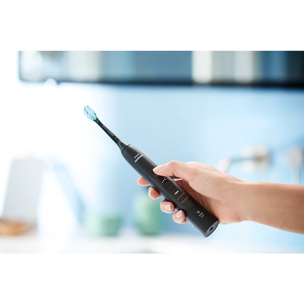 ExpertClean 7300 Sonic electric toothbrush with app (HX9610/17)