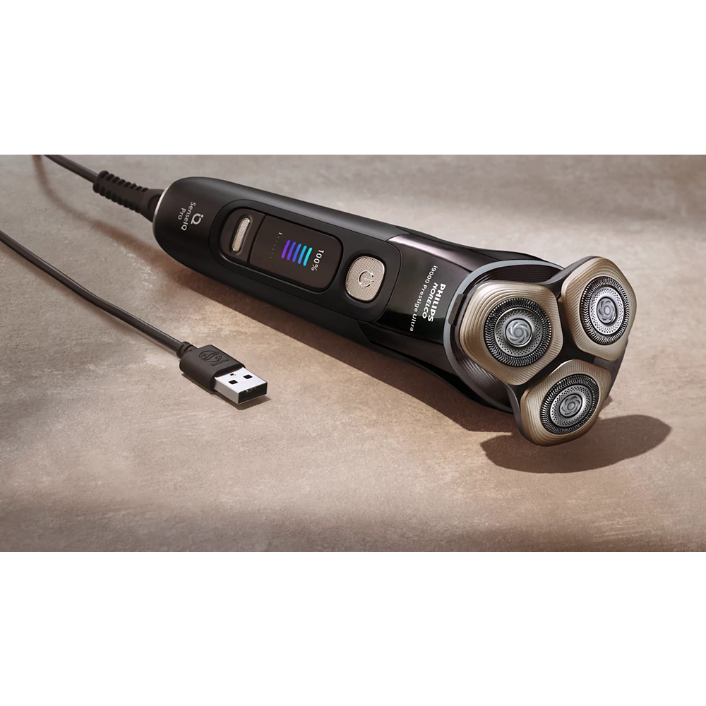 Norelco i9000 Prestige Ultra Wet&amp;Dry Electric Shaver with SenseIQ Pro (XP9400/89)