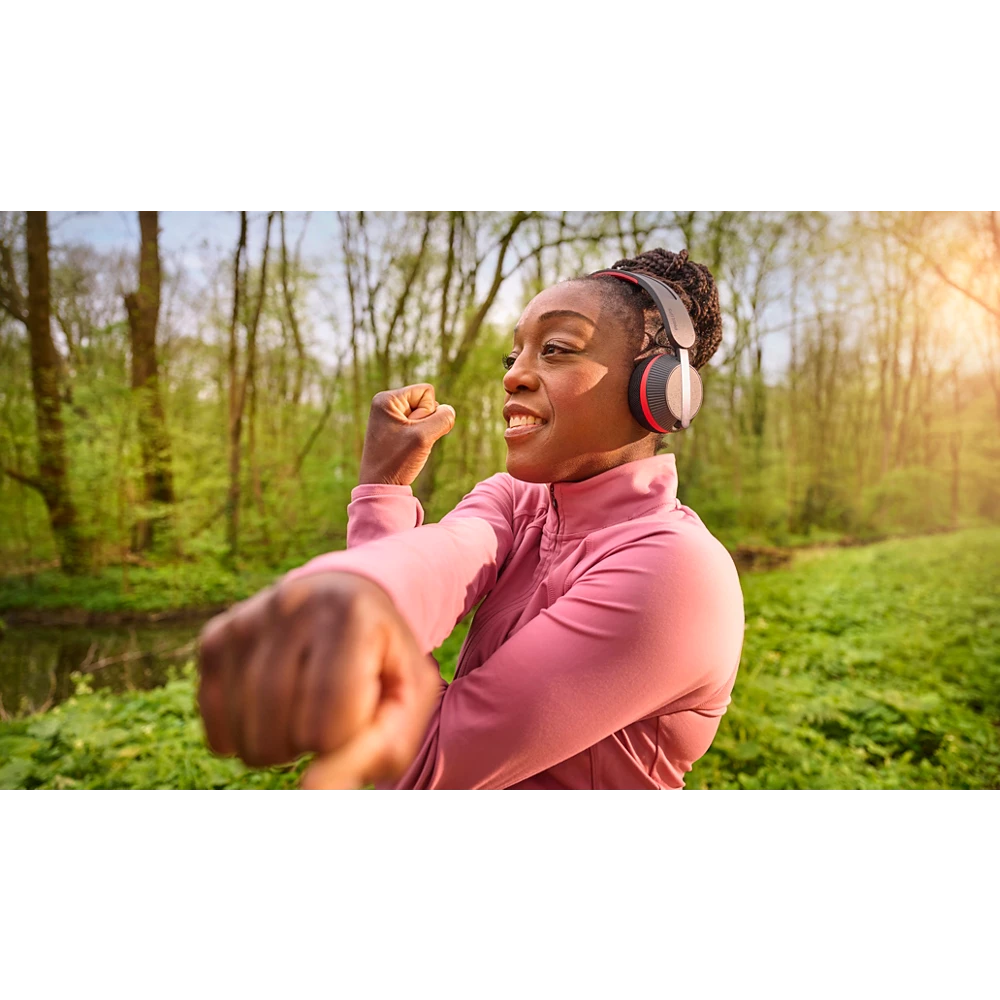 6000 series On-ear solar-powered headphones (TAA6219BK/00)