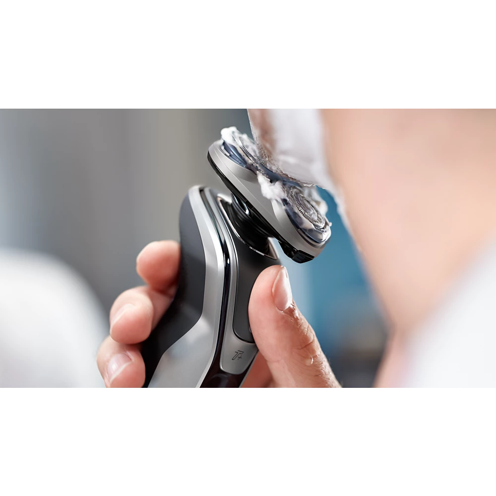 Norelco Shaver 6540 Wet and dry electric shaver (S6540/99)