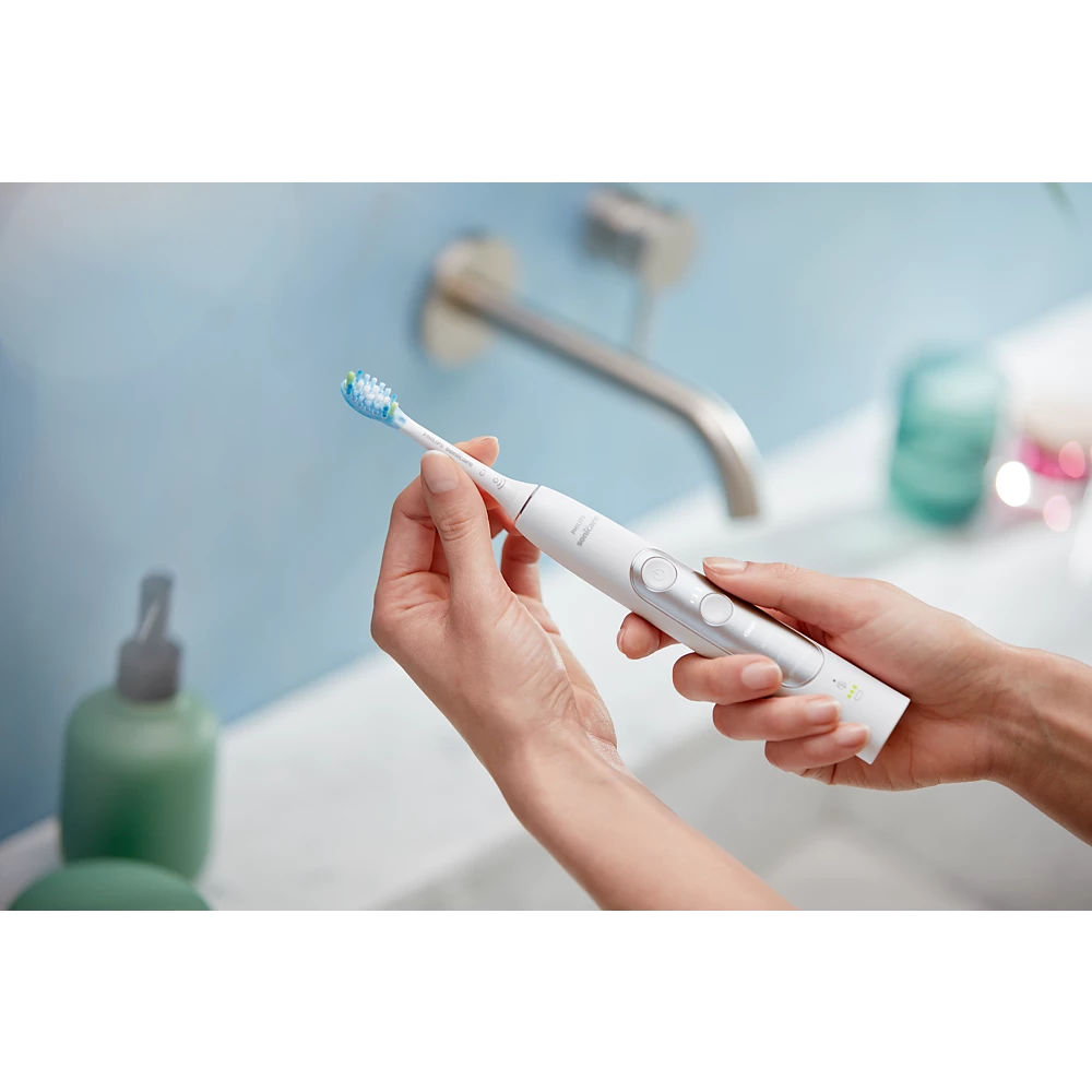 ExpertClean 7500 Sonic electric toothbrush with app (HX9690/06)