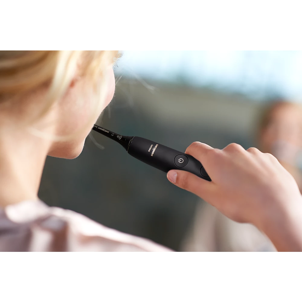 DiamondClean 9000 Sonic electric toothbrush with app (HX9914/71)
