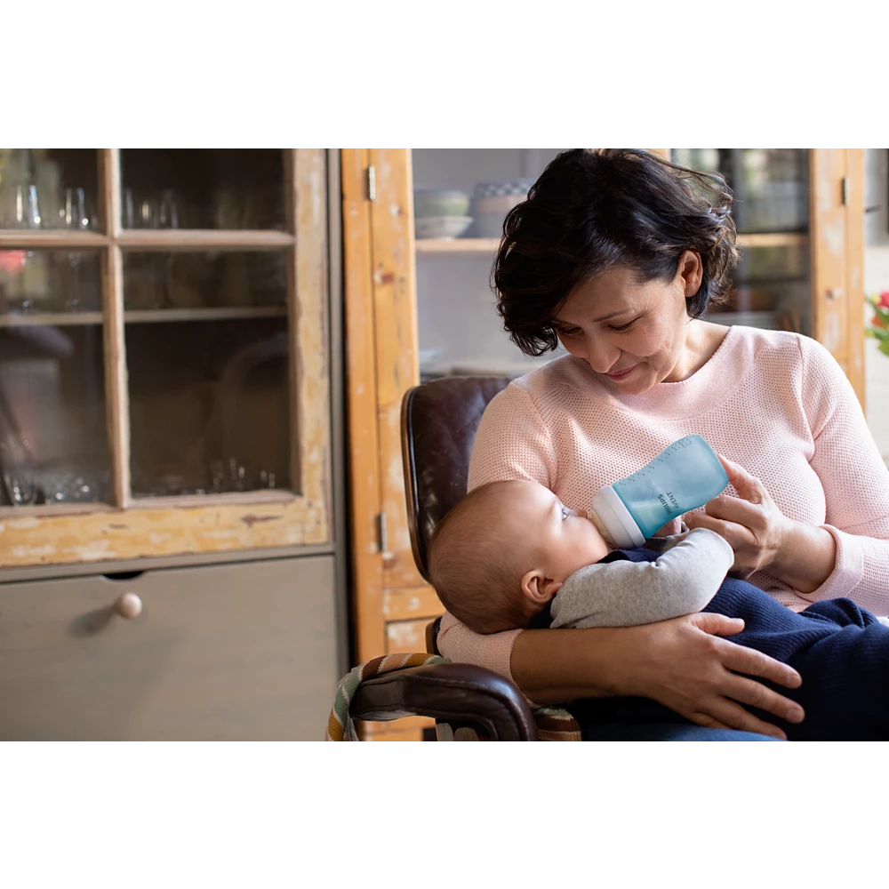 Avent Natural Response Baby Bottle (SCY903/24)