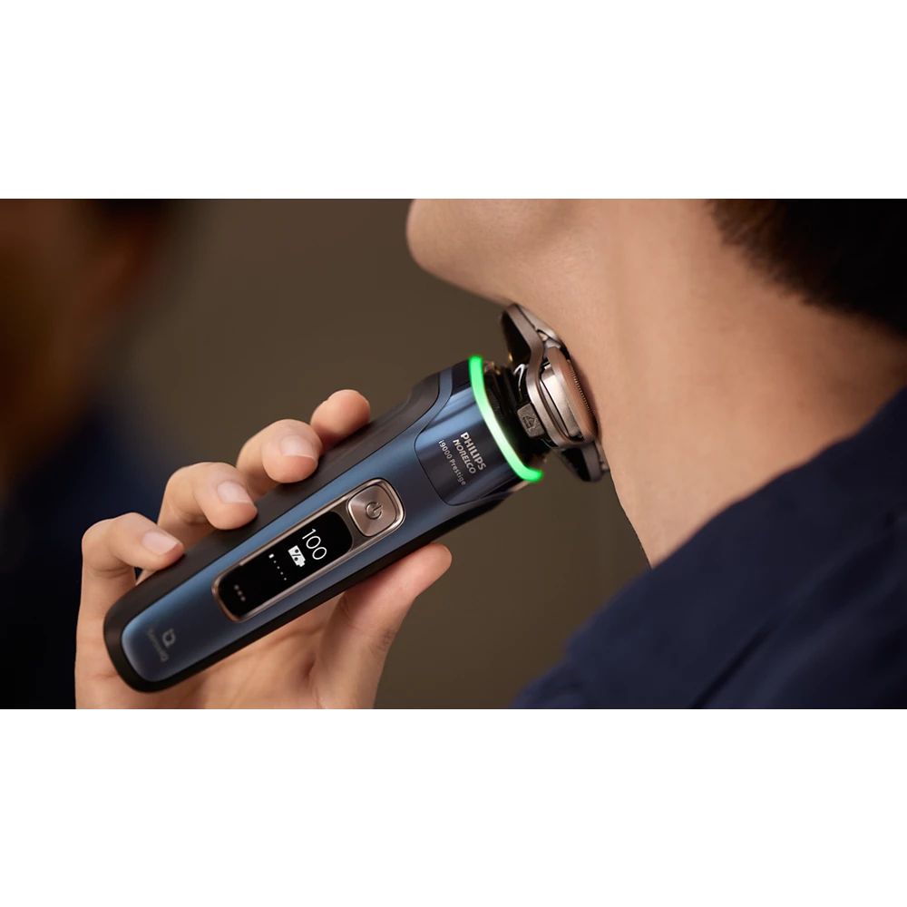 Norelco i9000 Prestige Wet&amp;Dry Electric Shaver with SenseIQ (XP9201/88)