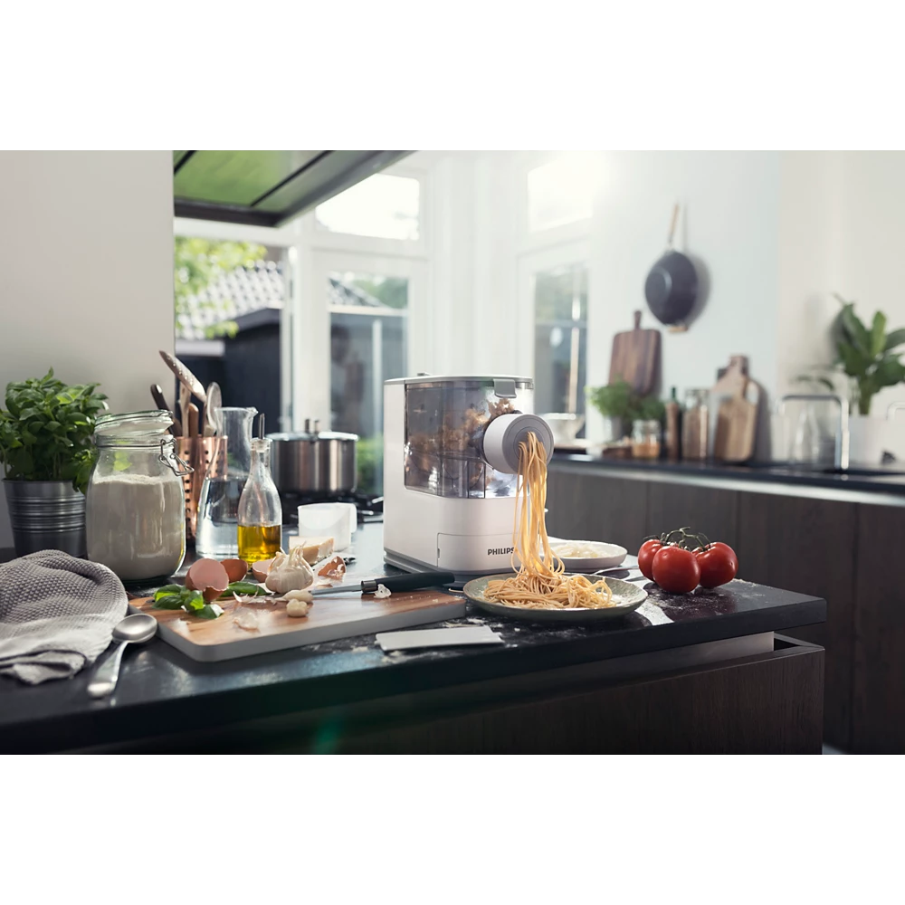 Viva Collection Pasta and noodle maker (HR2371/05)